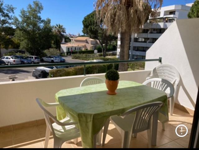 Vilamoura Holidays House ภายนอก รูปภาพ